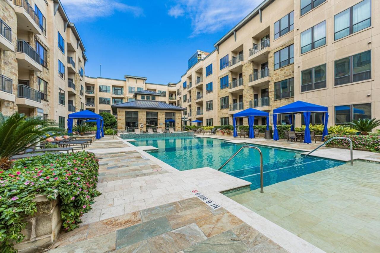 Appartement Urban Oasis Your Perfect Getaway In The Heart Of Downtown! à Houston Extérieur photo