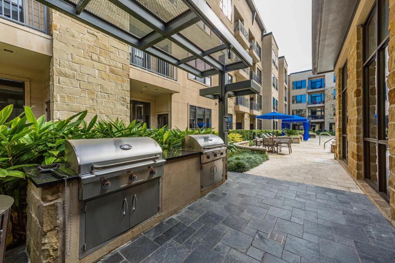 Appartement Urban Oasis Your Perfect Getaway In The Heart Of Downtown! à Houston Extérieur photo